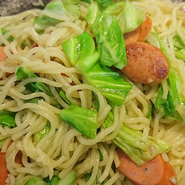 ポン酢が隠し味の塩焼きそば